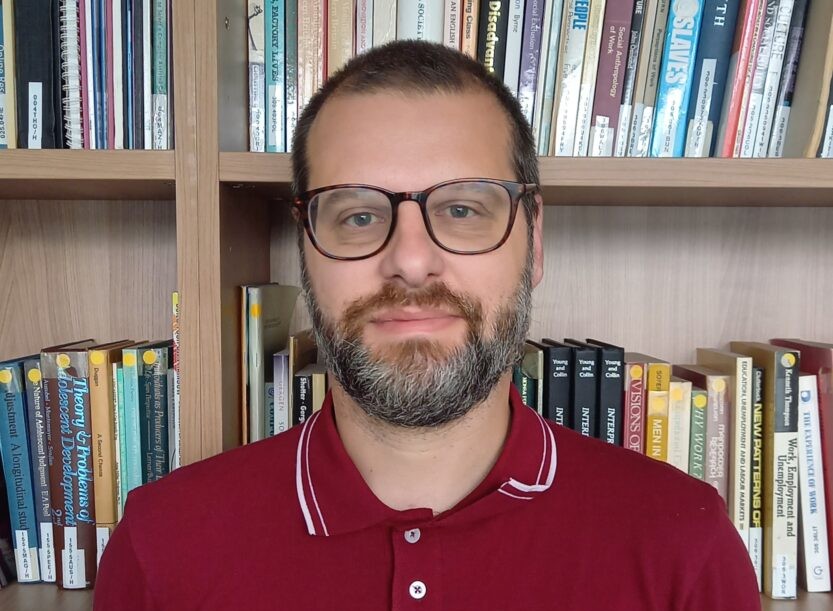 بناء انظمة تعليمية وارشادية في المدارس حول المسارات المهنية